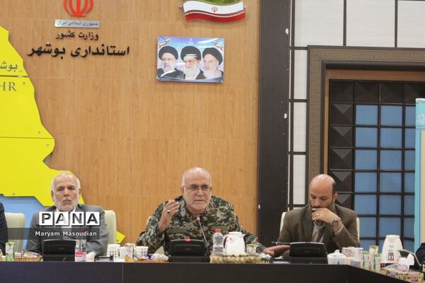 نشست صمیمی وزیر آموزش و پرورش با فرهنگیان استان بوشهر