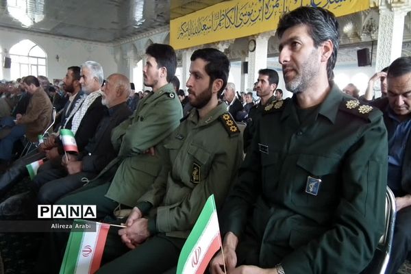 حضور پرشکوه دانش‌آموزان کاشمری در همایش بزرگ اقتدار بسیج