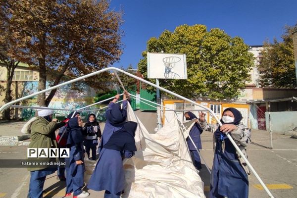 برگزاری مانور آموزشی و عملیاتی اسکان پس از زلزله در مدرسه  تربیت رودهن