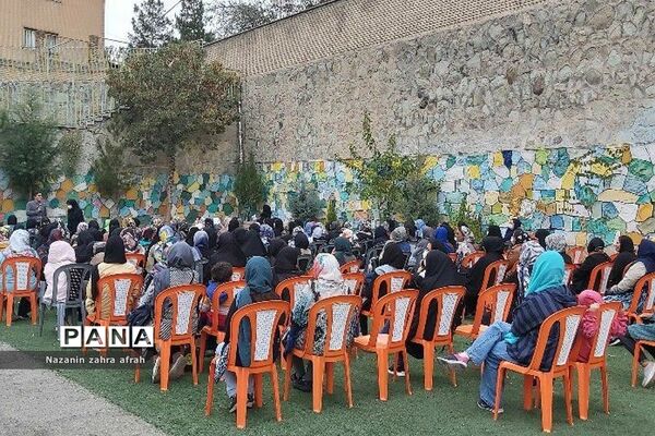 برگزاری جلسات آموزش خانواده در مدارس رودهن
