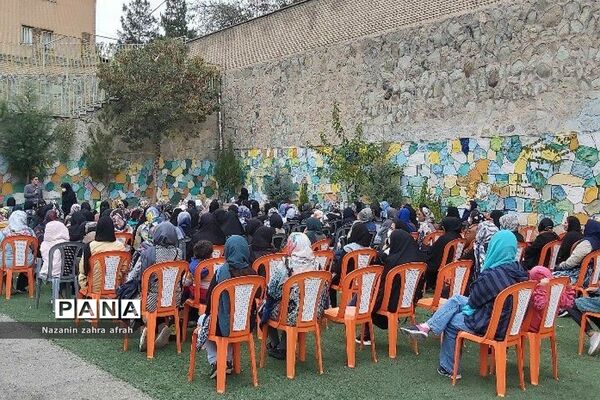 برگزاری جلسات آموزش خانواده در مدارس رودهن