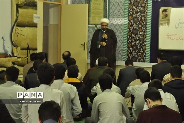 نشست بصیرتی، سیاسی در مدرسه معارف اسلامی صدرا ناحیه دو ساری