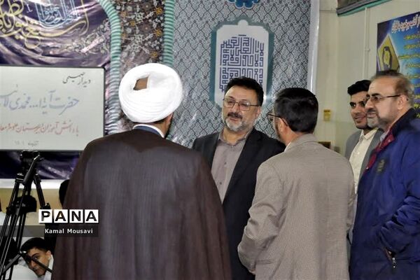 نشست بصیرتی، سیاسی در مدرسه معارف اسلامی صدرا ناحیه دو ساری