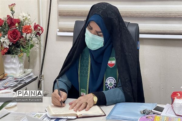 جلسه هماهنگی و برنامه‌ریزی بیست و چهارمین مانور سراسری زلزله و ایمنی در دبیرستان شاهد رضوان