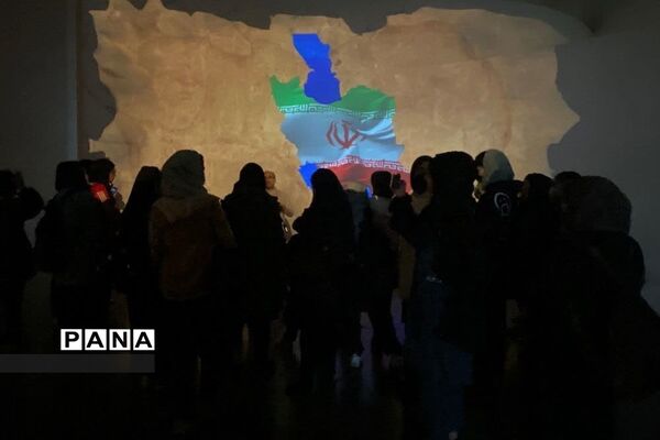 اردوی باغ موزه دفاع مقدس دانش‌آموزان مدرسه مهر آفرین رودهن