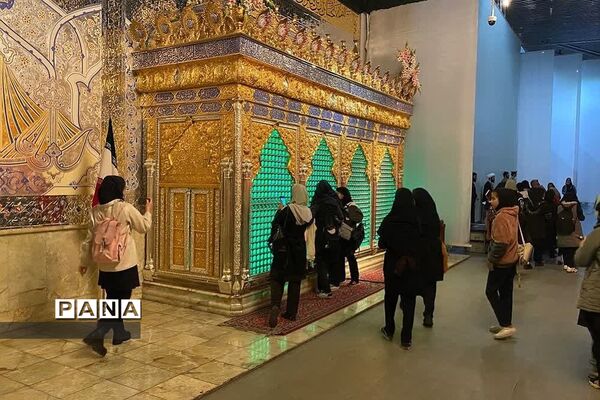 اردوی باغ موزه دفاع مقدس دانش‌آموزان مدرسه مهر آفرین رودهن