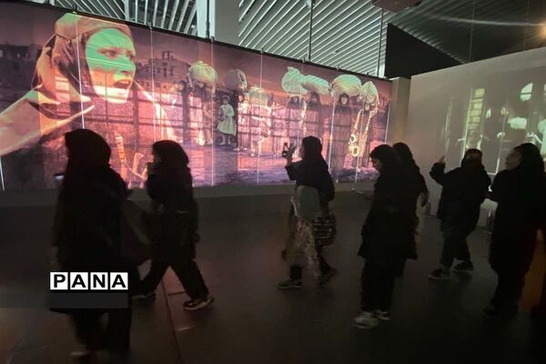 اردوی باغ موزه دفاع مقدس دانش‌آموزان مدرسه مهر آفرین رودهن