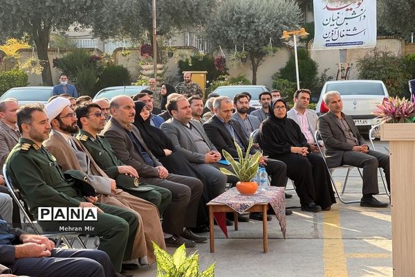 رونمایی از یادمان شهدا به‌مناسبت هفته بسیج