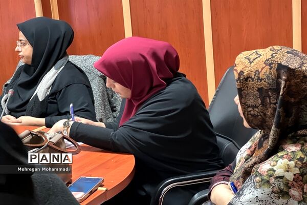 سومین جلسه دوره جامع تربیت درمانگر راه حل محور
