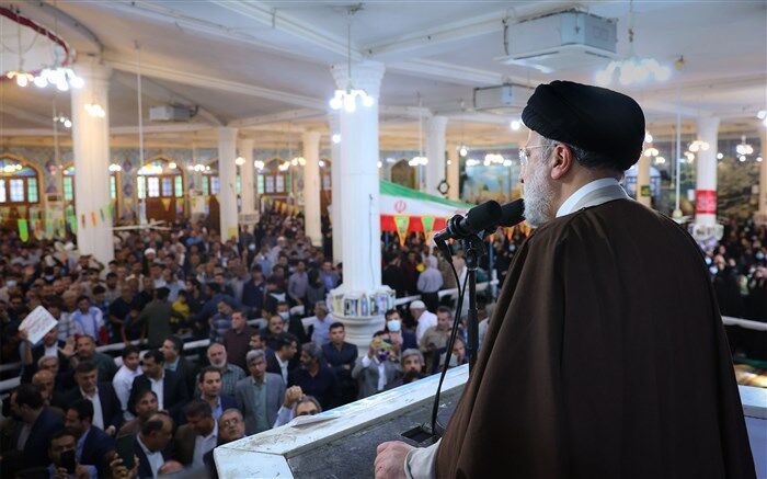 دولتمردان تمام توان خود را برای رفع مشکلات و پیشرفت کشور به کار می‌گیرند