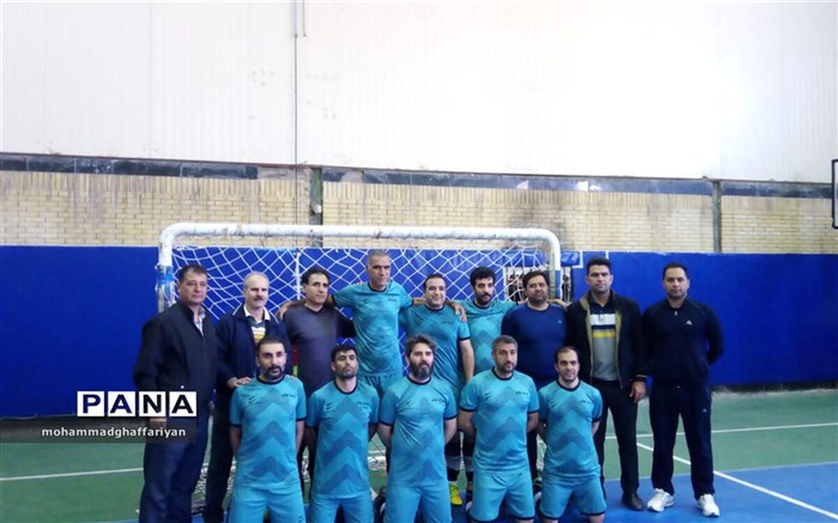قهرمانی تیم فوتسال پیشکسوتان آموزش و پرورش تربت‌جام