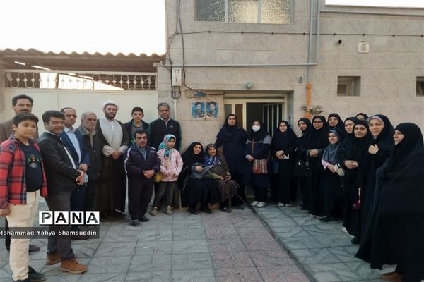 باغ‌گردی و بازدید مربیان پرورشی شهرستان سمنان از بناهای تاریخی