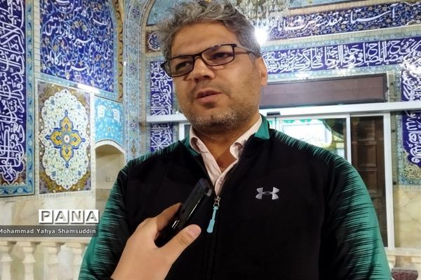 باغ‌گردی و بازدید مربیان پرورشی شهرستان سمنان از بناهای تاریخی