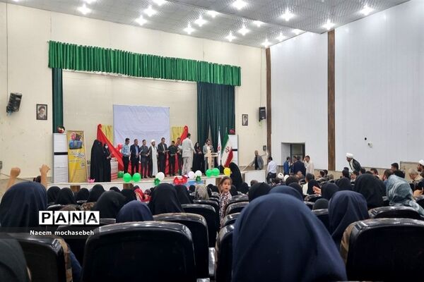 تقدیر از مربیان پرورشی مدارس شادگان