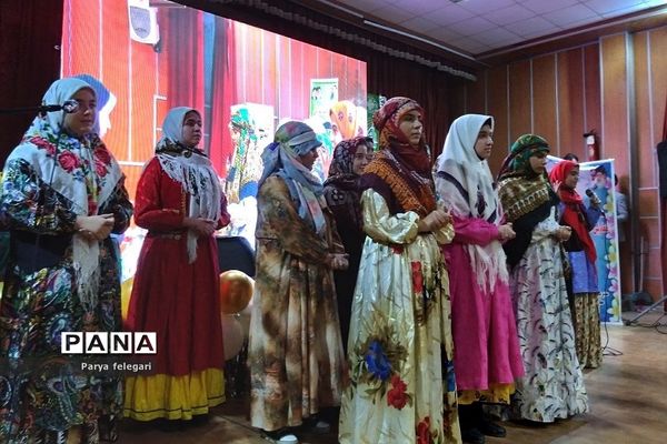 همایش تجلیل از همکاران فرهنگی به‌مناسبت هفته تربیت‌اسلامی در شهرستان قرچک