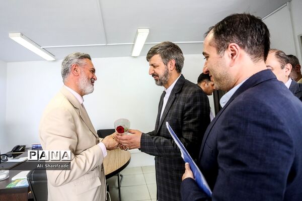 تقدیر معاون پرورشی و فرهنگی وزیر آموزش و پرورش از کارکنان سازمان دانش‌آموزی به مناسبت هفته امور تربیتی و تربیت اسلامی