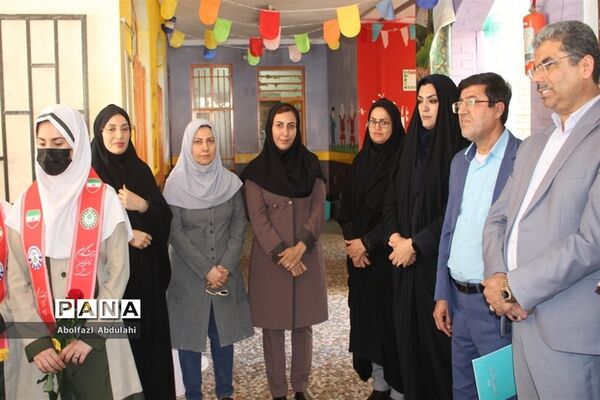 سپاس مربی توسط دانش‌آموزان پیشتاز استان بوشهر