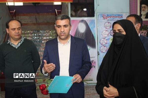 سپاس مربی توسط دانش‌آموزان پیشتاز استان بوشهر