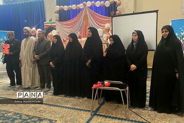جشن تکلیف مدارس نواحی یک شهرری در آستان مقدس شیخ‌صدوق