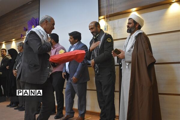 تجلیل از جانبازان بهاباد به مناسبت اعیاد شعبانیه