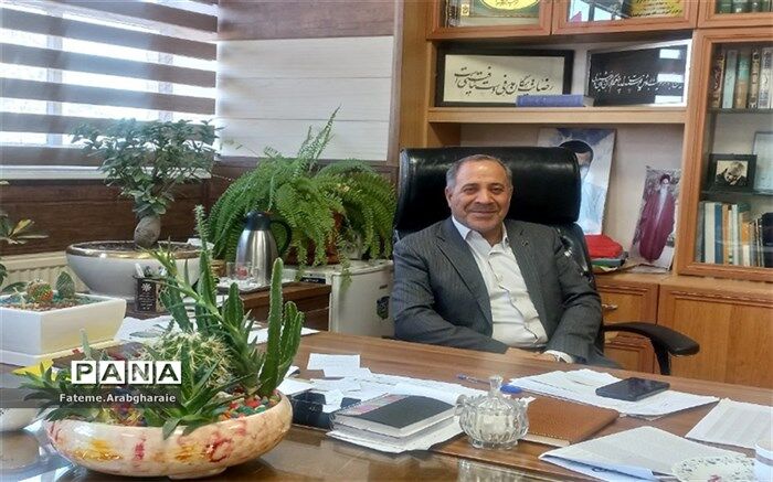 پرورش بر آموزش مقدم است