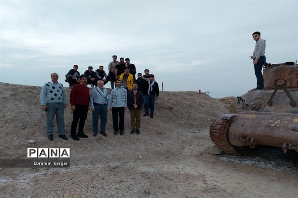 اتمام سفر معنوی راهیان نور پسران منطقه ۵