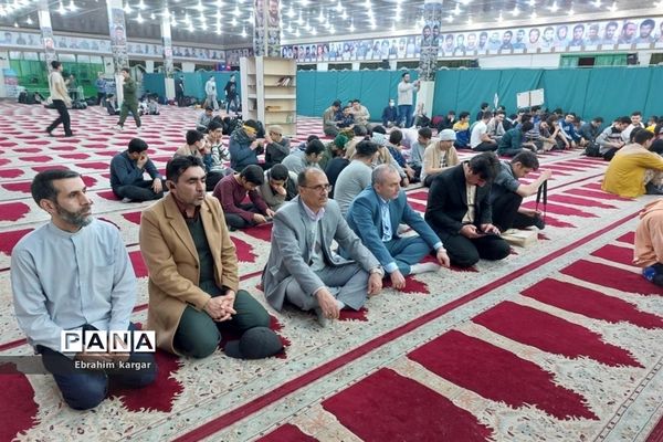 اتمام سفر معنوی راهیان نور پسران منطقه ۵