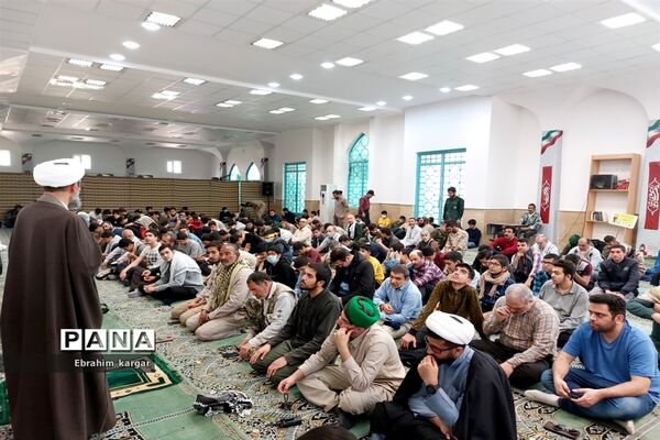 اتمام سفر معنوی راهیان نور پسران منطقه ۵
