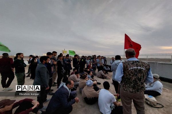 اتمام سفر معنوی راهیان نور پسران منطقه ۵