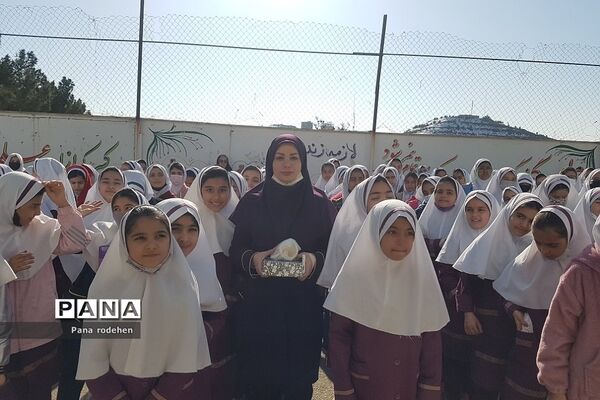 تقدیر مدیران مدارس رودهن از معاونین و مربیان  پرورشی در هفته تربیت اسلامی