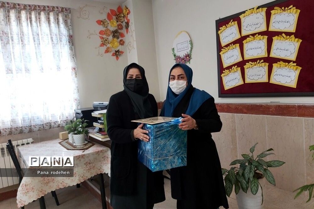 تقدیر مدیران مدارس رودهن از معاونین و مربیان  پرورشی در هفته تربیت اسلامی
