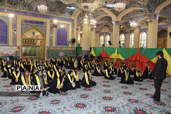 اعزام ۷۰ دانش‌آموز دختر زیارت اولی یزدی  به مشهد مقدس