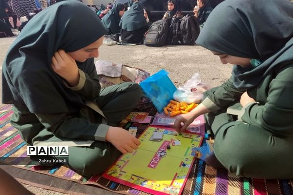 اردوی درون‌مدرسه‌ای دانش‌آموزان آموزشگاه ام‌ابیها(س) اسلامشهر