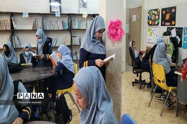 سومین نشست کتاب‌‌‌خوانی‌‌ در آموزشگاه شایستگان ملارد