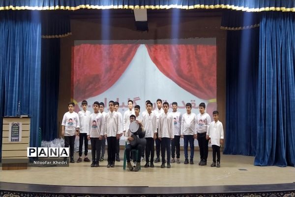 تجلیل از منتخبین مسابقات فرهنگی و هنری شهرستان بوشهر