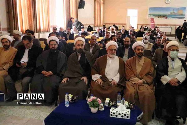 همایش گرامیداشت هفته تربیت اسلامی و اختتامیه اجلاس نماز ناحیه سه تبریز