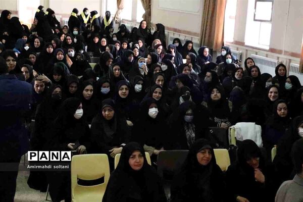 همایش گرامیداشت هفته تربیت اسلامی و اختتامیه اجلاس نماز ناحیه سه تبریز