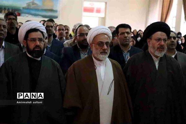 همایش گرامیداشت هفته تربیت اسلامی و اختتامیه اجلاس نماز ناحیه سه تبریز