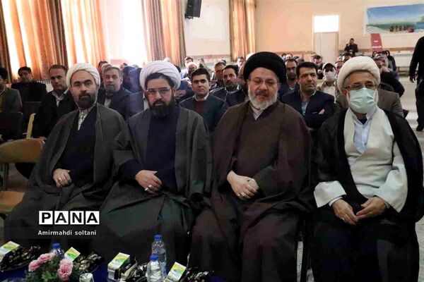 همایش گرامیداشت هفته تربیت اسلامی و اختتامیه اجلاس نماز ناحیه سه تبریز