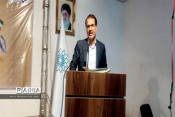 تجلیل و تقدیر از تلاش‌گران عرصه تربیت مدارس کهریزک