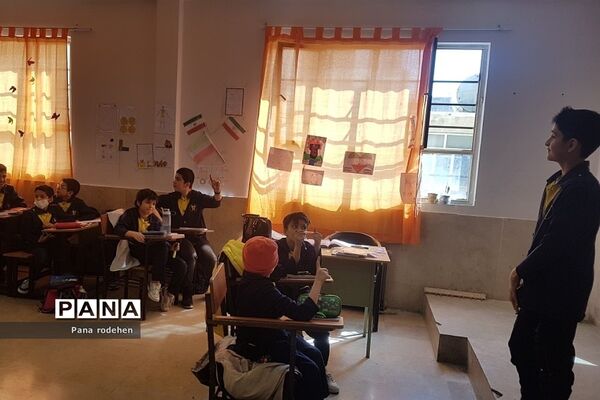 اداره یک روز مدرسه در طرح ایما توسط دانش‌آموزان دبستان پسرانه  سما یک رودهن
