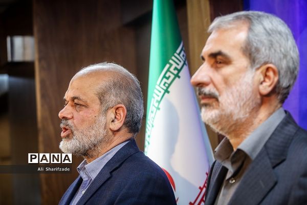 نشست وزرای آموزش و پرورش و کشور در ارتباط با مسمومیت دانش‌آموزان