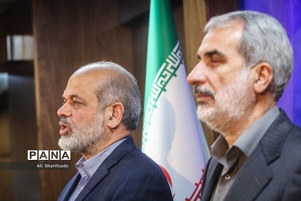 نشست وزرای آموزش و پرورش و کشور در ارتباط با مسمومیت دانش‌آموزان