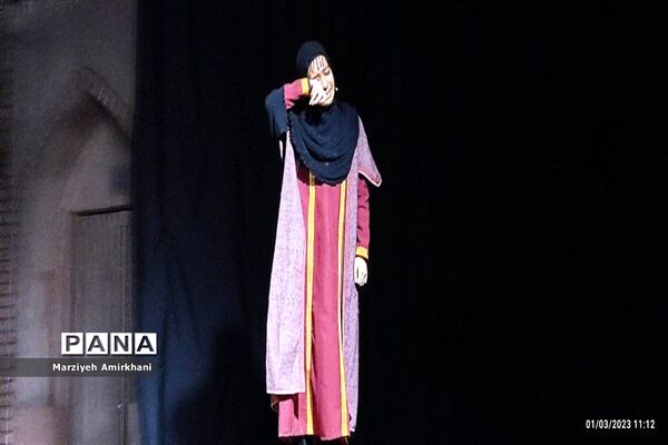 کنسرت نمایش دل آرام در فرهنگسرای شهرکرد