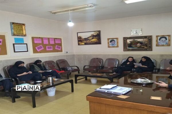 برگزاری طرح ایما در دبیرستان‌معصومیه در شهرستان ورامین