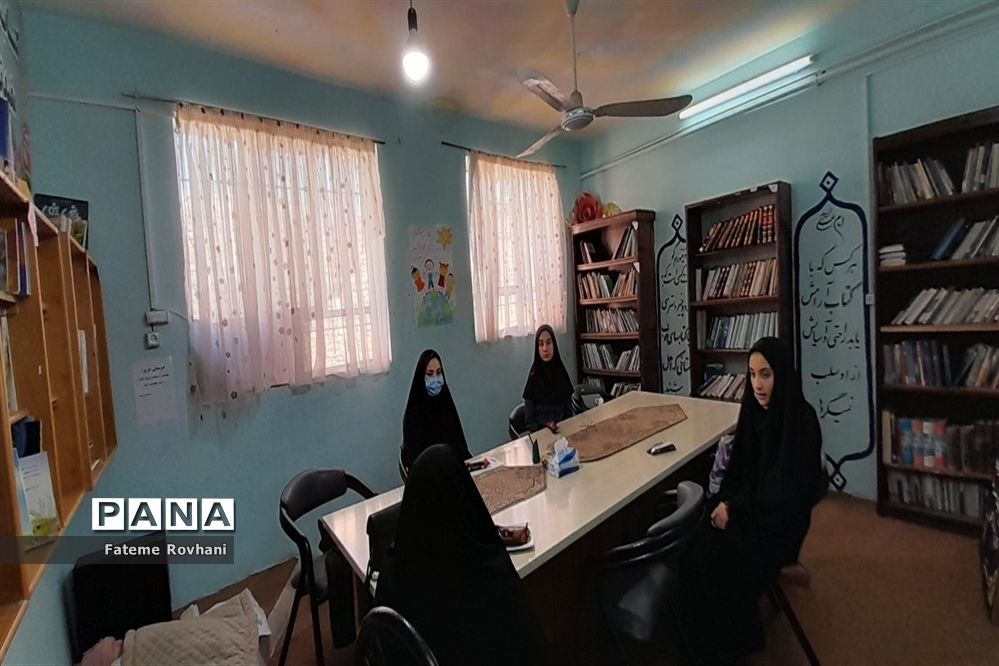 برگزاری کارگاه‌ توجیهی مرحله استانی مسابقات قرآن عترت و نماز دانش‌آموزان خلیل آباد