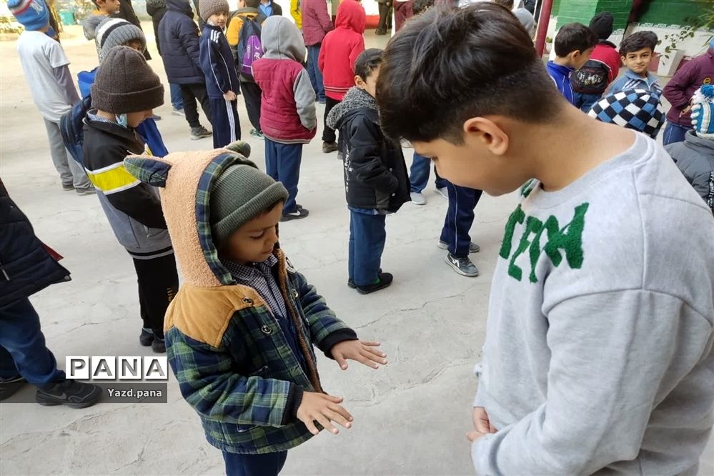 اجرای طرح ایما در دبستان پسرانه آذر یزدی ناحیه یک یزد