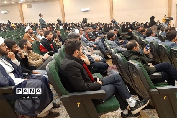 برگزاری اجلاسیه نماز ناحیه 3 شیراز در تالار معلم