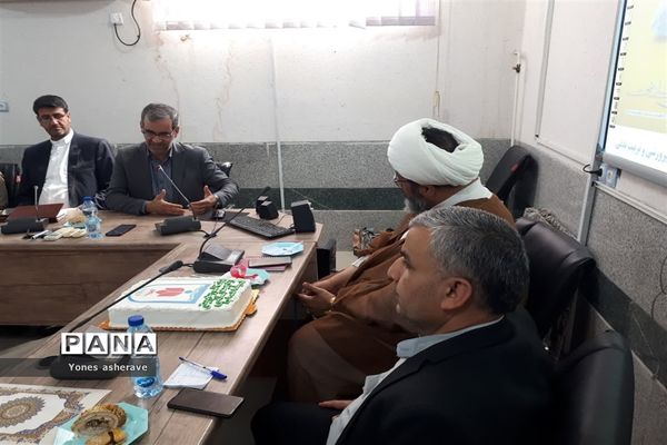 تقدیر از اعضای ستادی حوزه پرورشی توسط شورای آموزش و پرورش شادگان