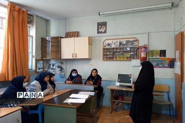 برگزاری طرح ایما در دبیرستان دخترانه سیزده آبان ناحیه یک کرج
